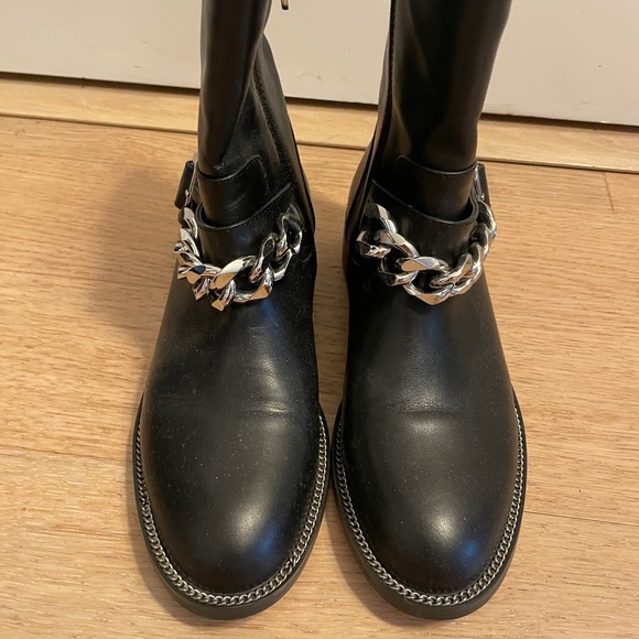 Chunky Chain Leather Boots - Picture 7 of 8